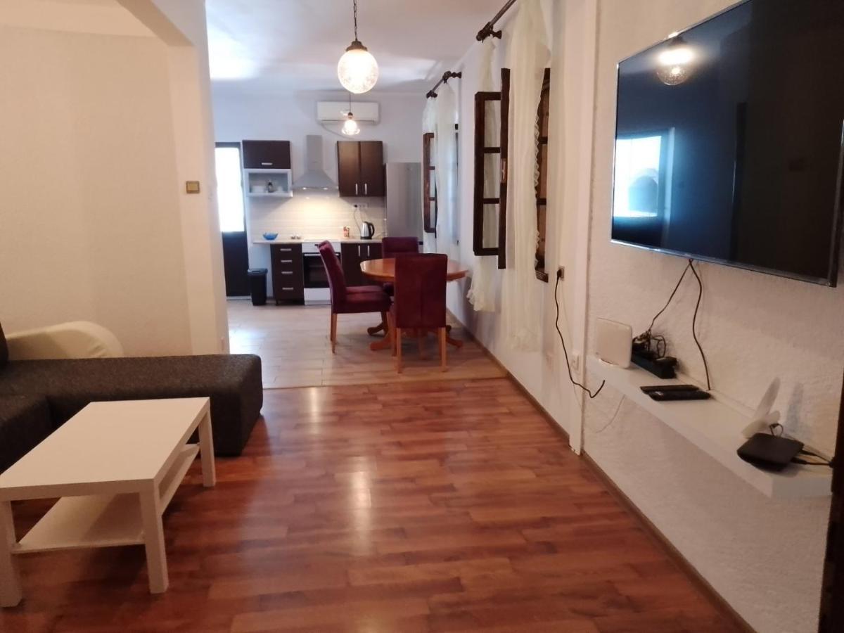Apartman Plava Riba 希贝尼克 外观 照片